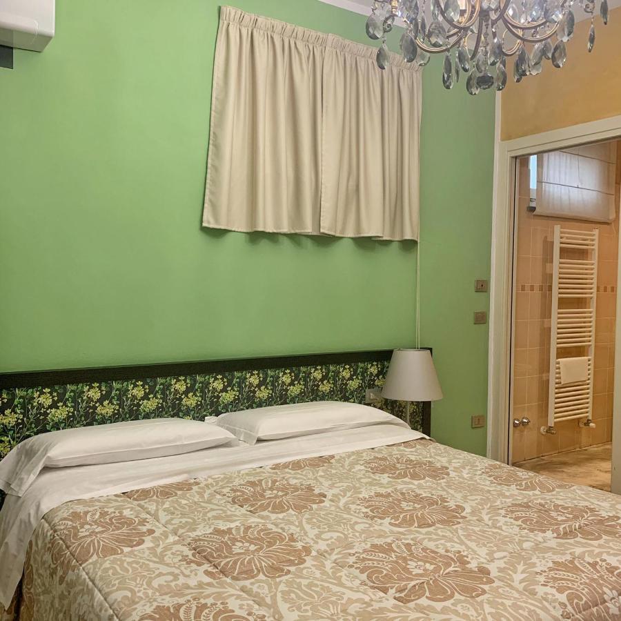 Cortiletto D'Alba Camere Con Ristorante Exteriör bild